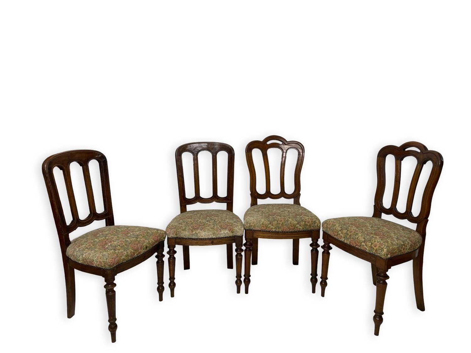 Ensemble de quatre chaises de style Umbertine
