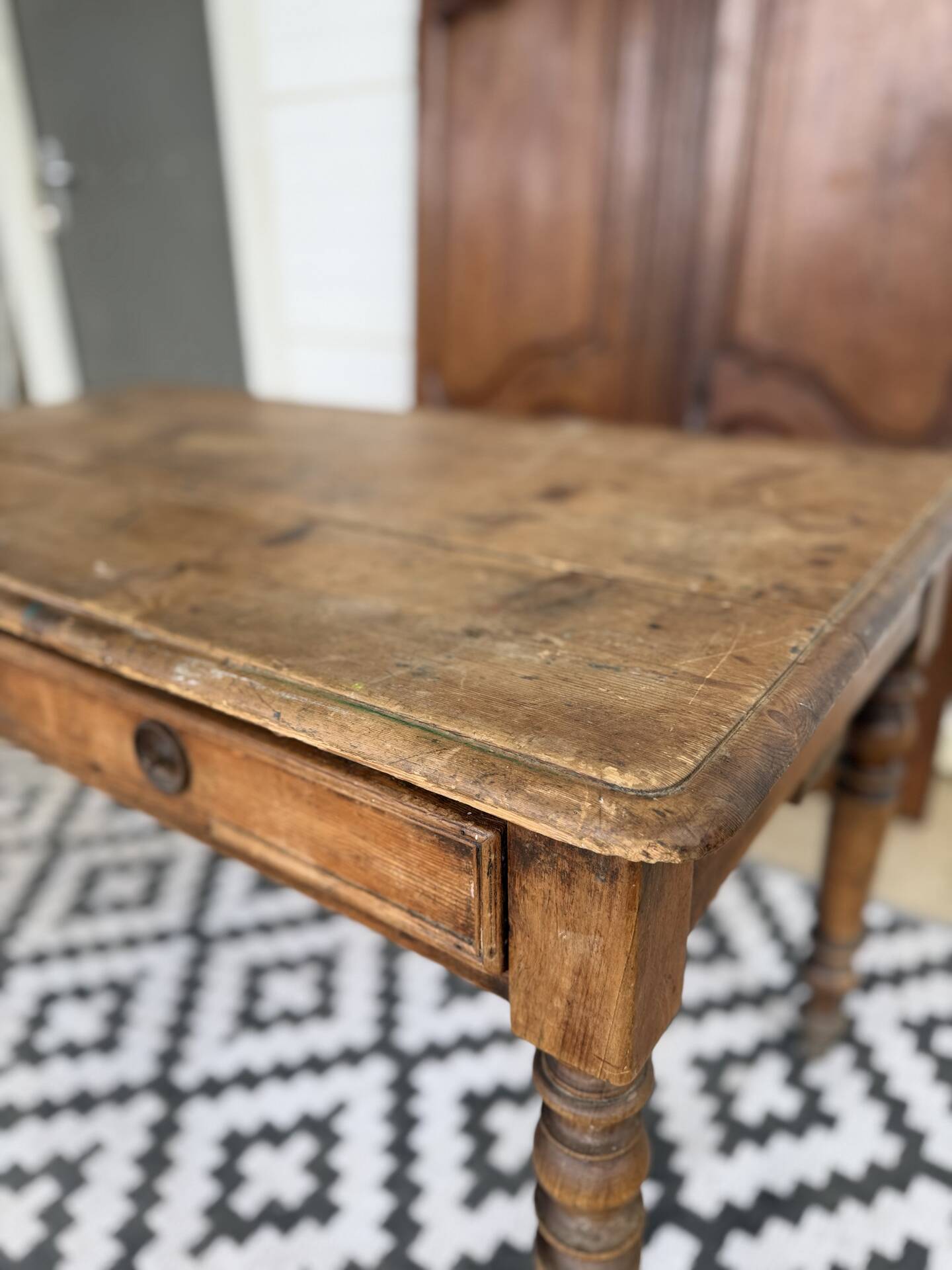 Antique pine desk - turned legs