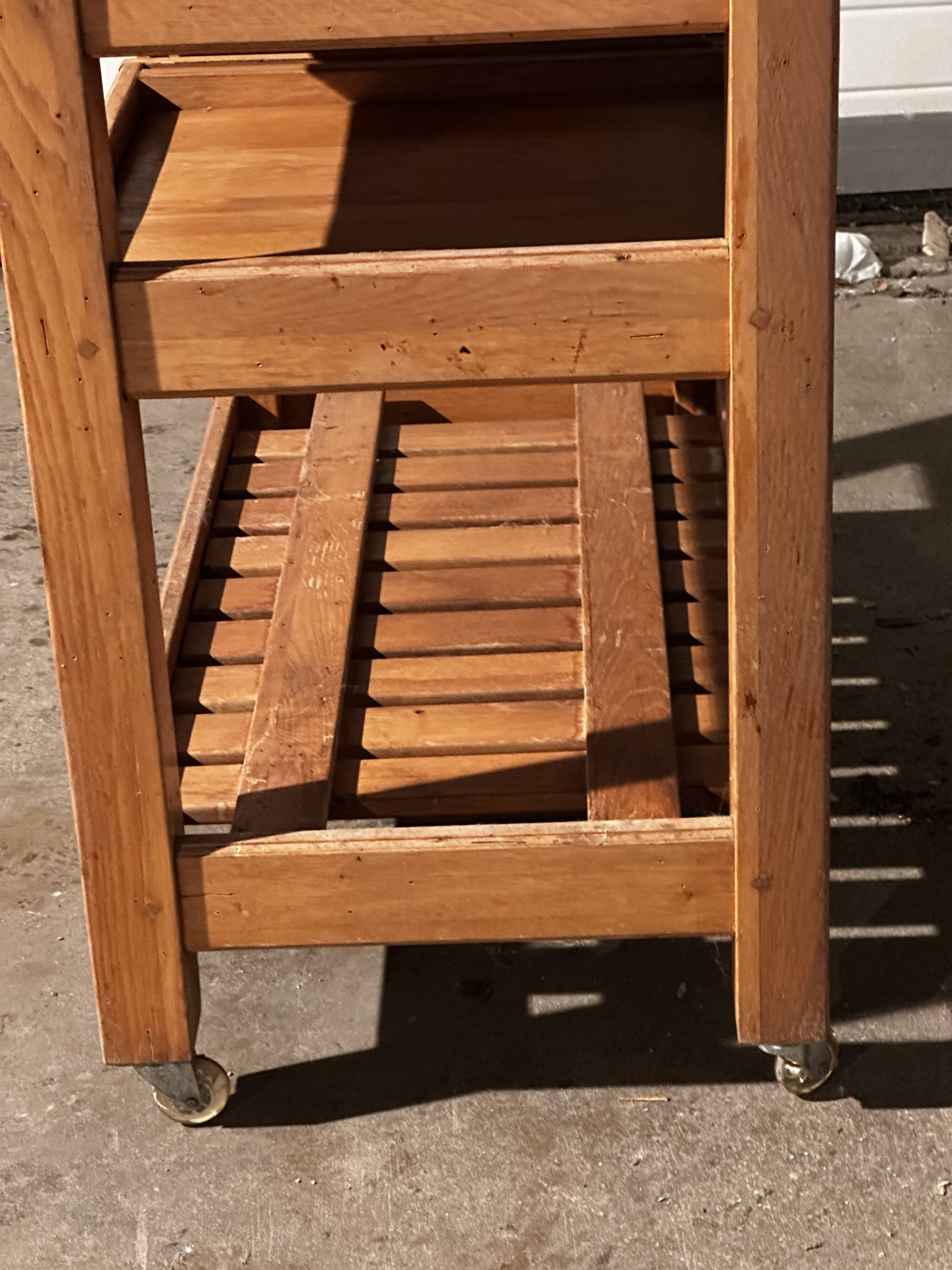 Meuble Billot - ancien meuble de boucher