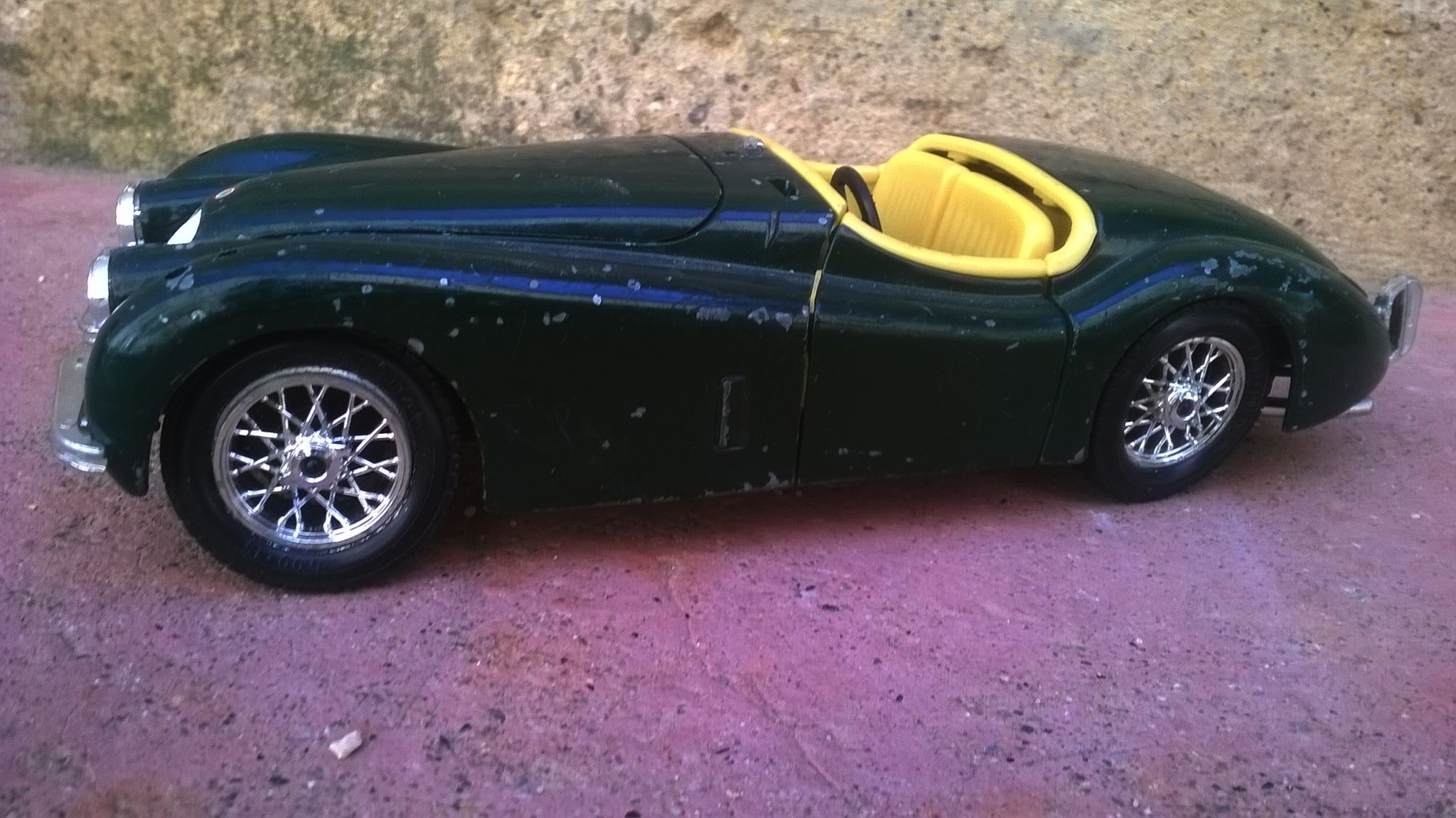 1/24 Jaguar Burago