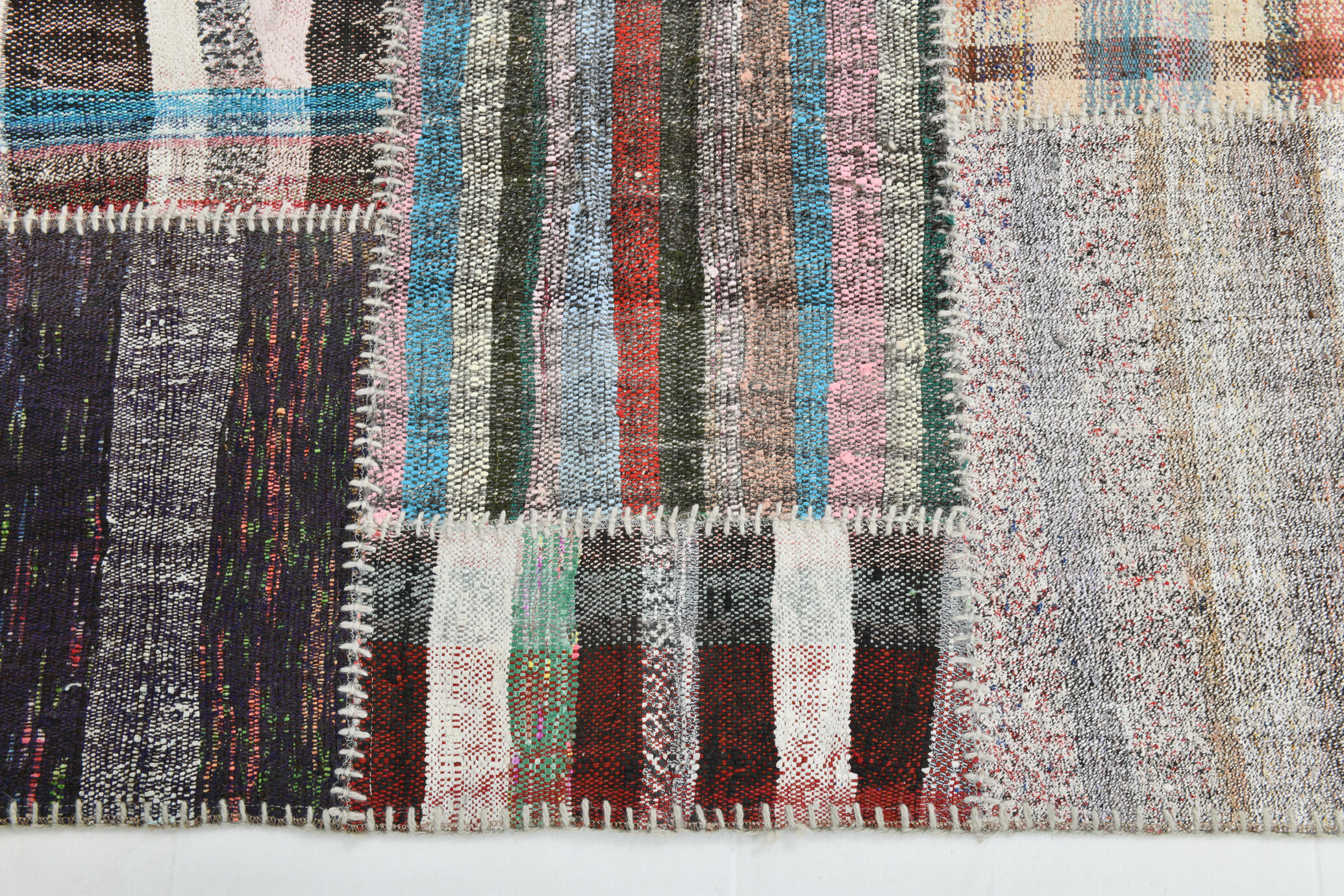 Flatweave ethnic kilim rug 212x302