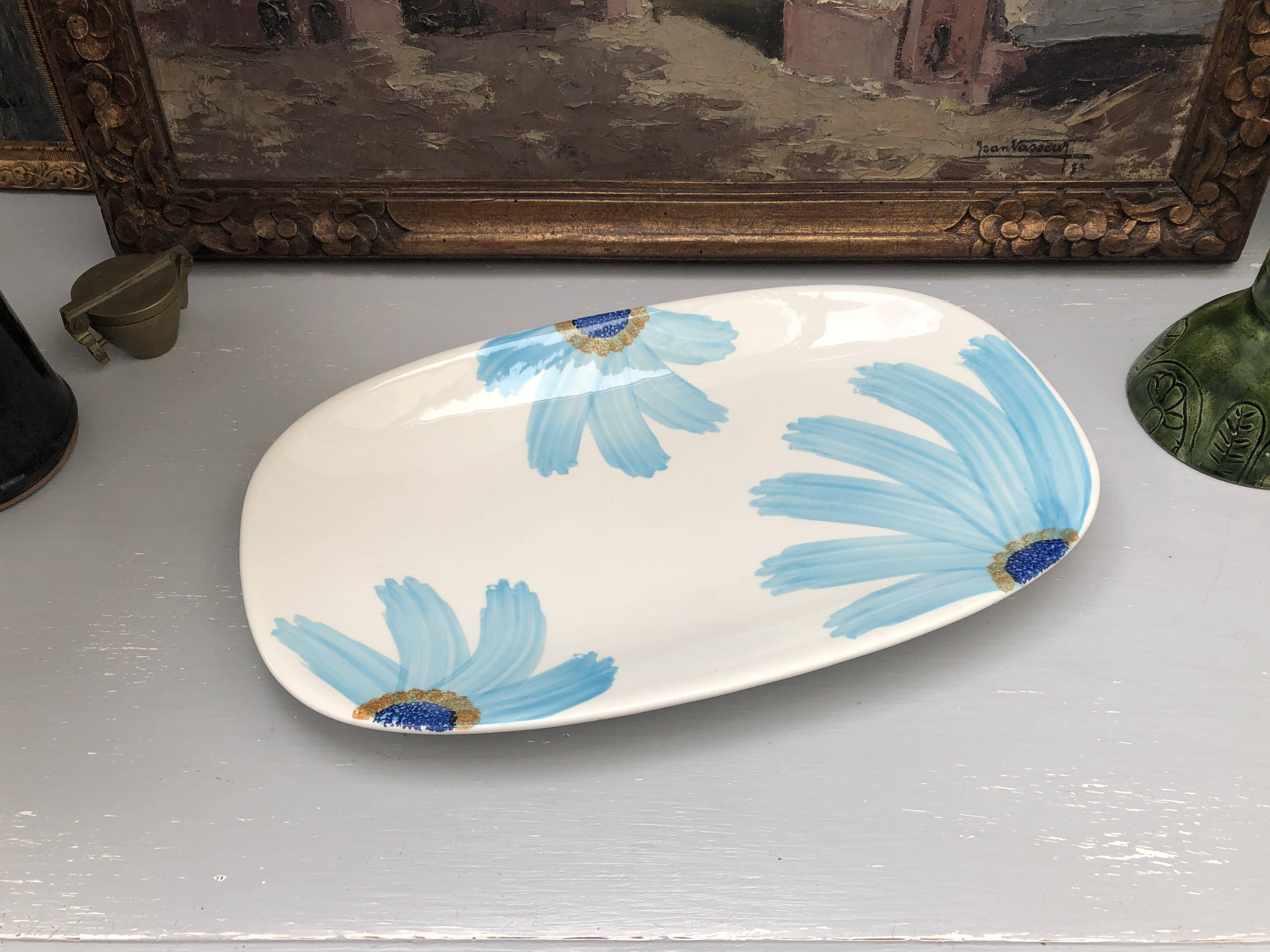 Gien France floral plate from the 1970s