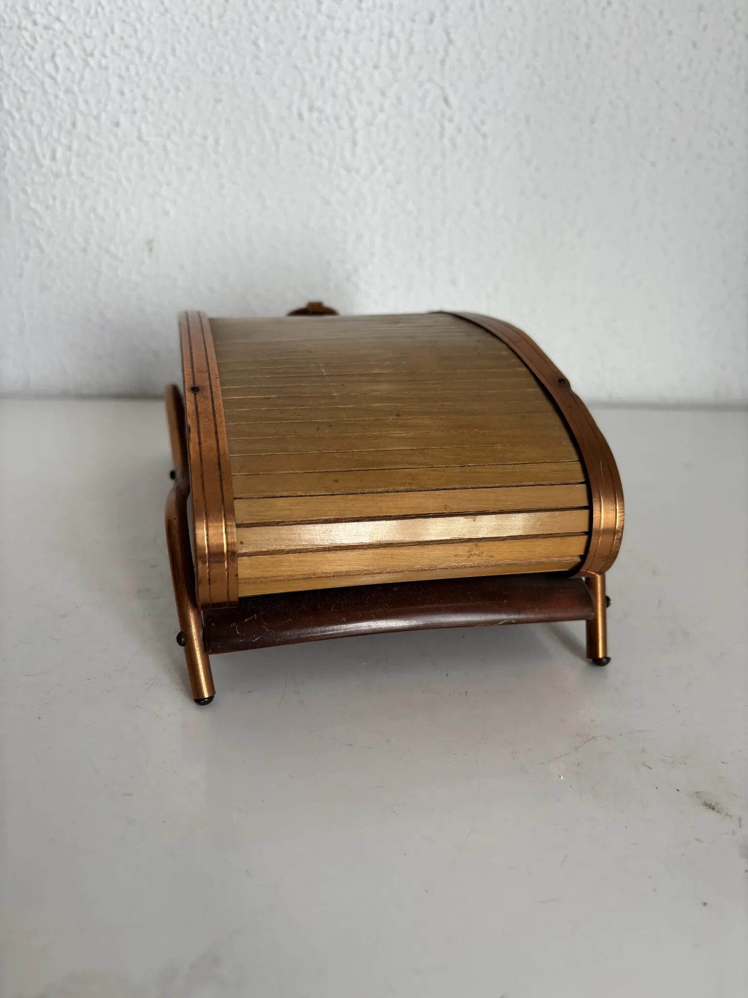 Vintage cigarette dispenser 1960 curtain box wood copper - 21 x 12 cm