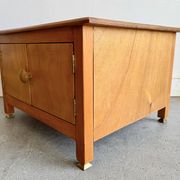 Cabinet de chevet vintage