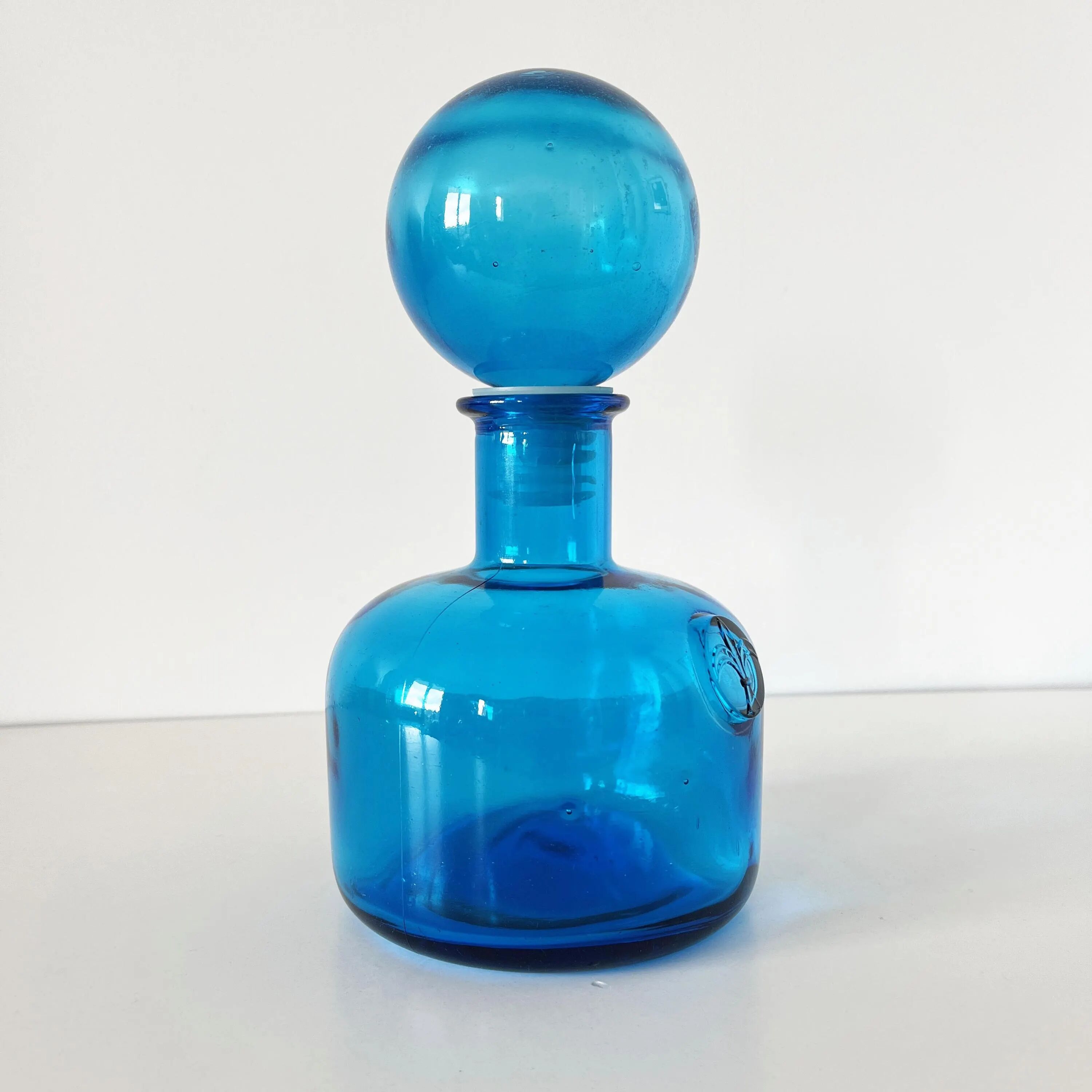 Bottle - Italian carafe Empoli blue fleur de lys 1960