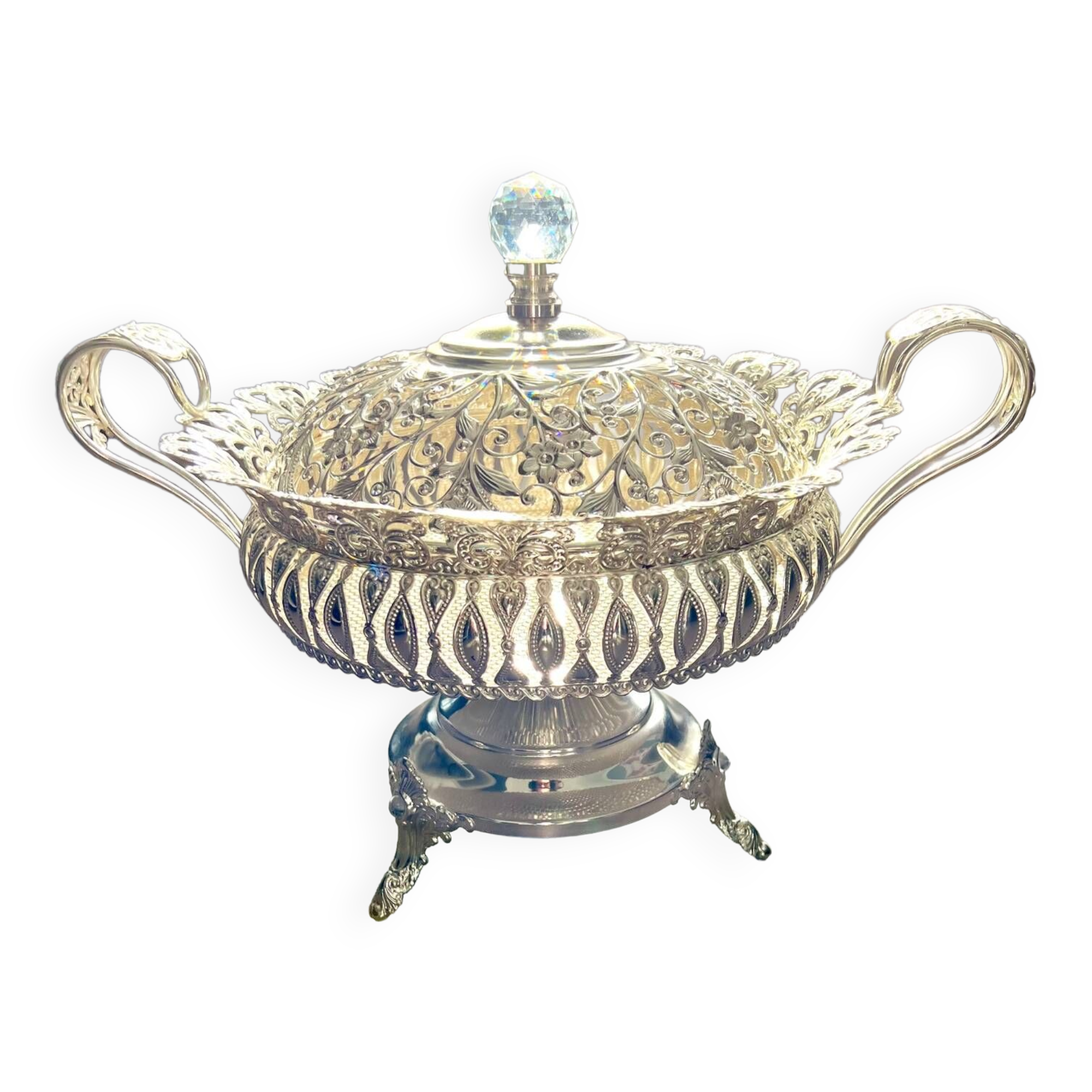 Freestanding Cake Stand