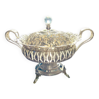 Freestanding Cake Stand