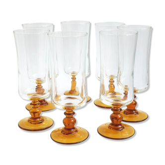 Glasses/flutes with a vintage orange foot