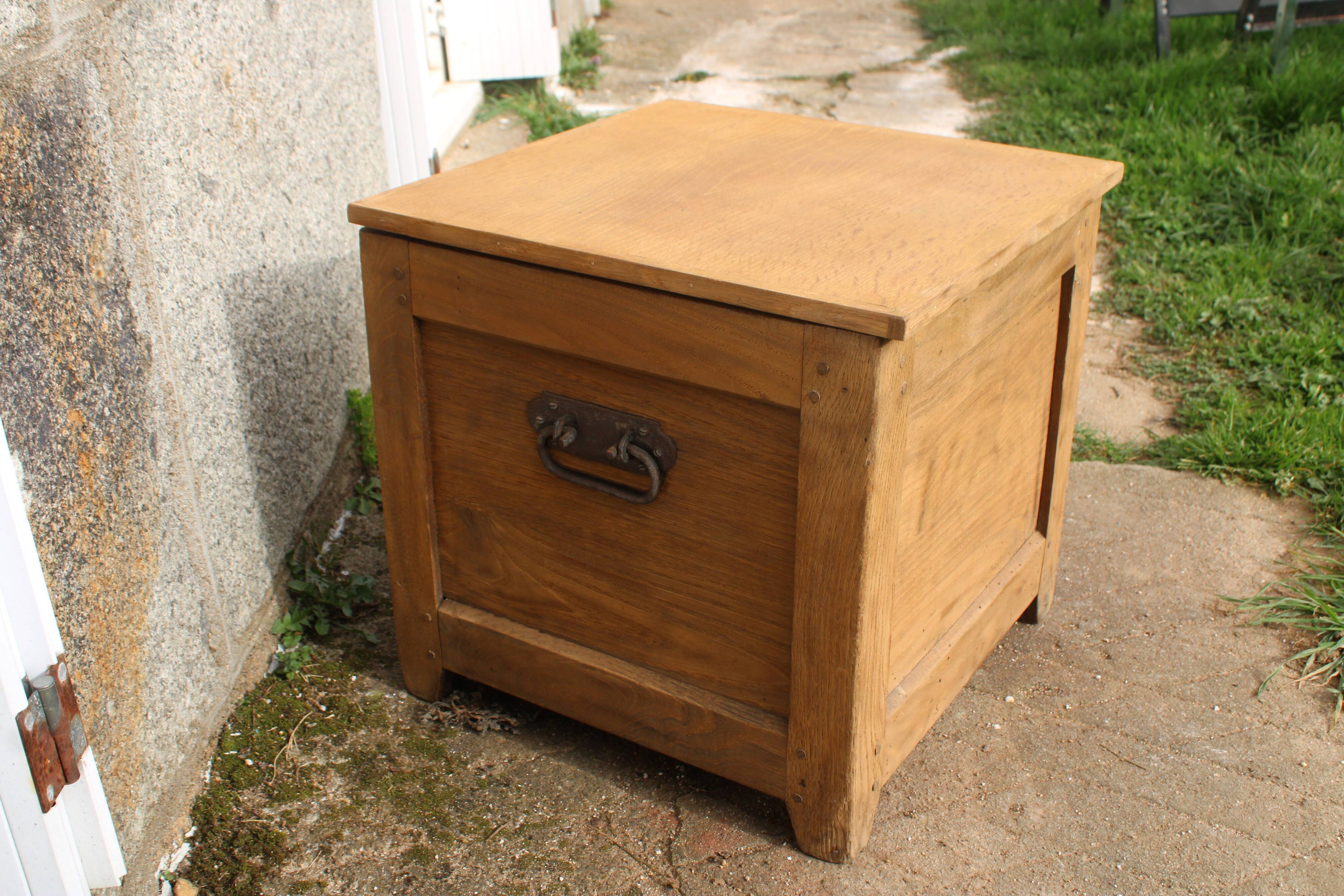 Small antique wooden chest – sandblasted