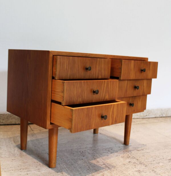 Meuble de rangement scandinave vintage