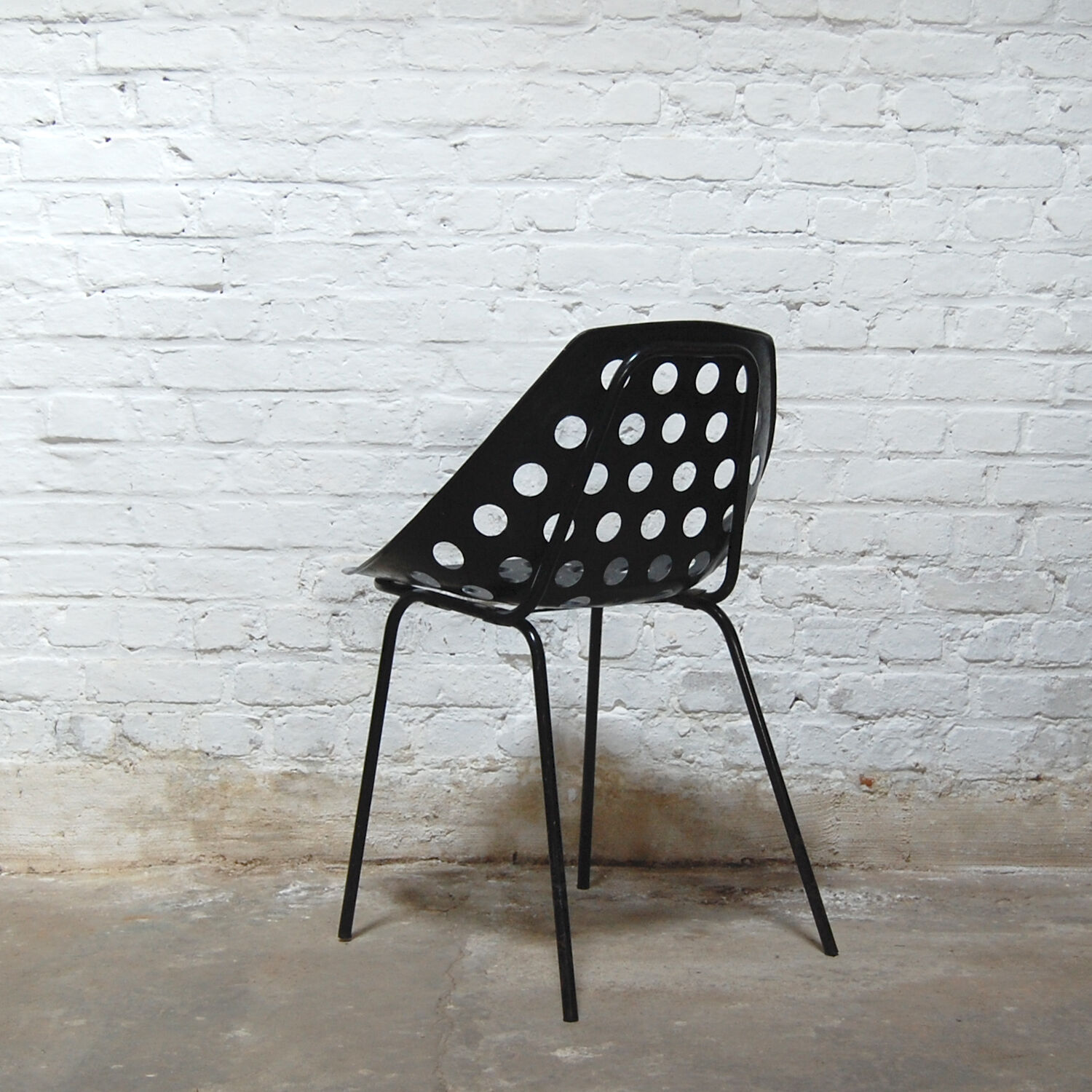 Set of 4 chairs model "Coquillage" by Pierre Guariche for Meurop