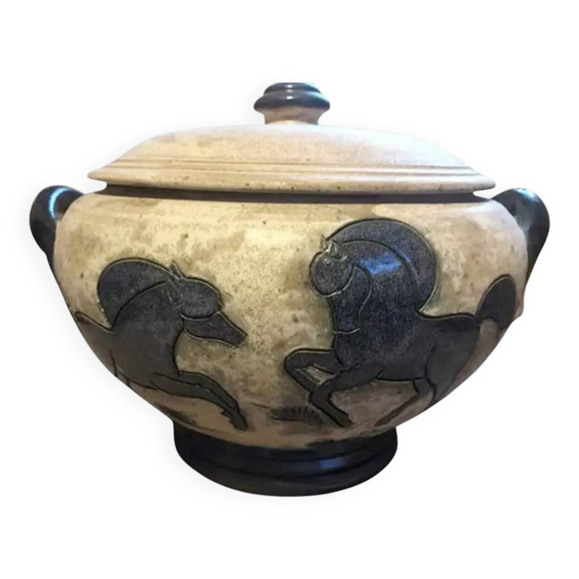 Art Deco soup tureen signed Guérin