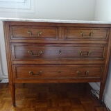 Commode de style Louis XVI