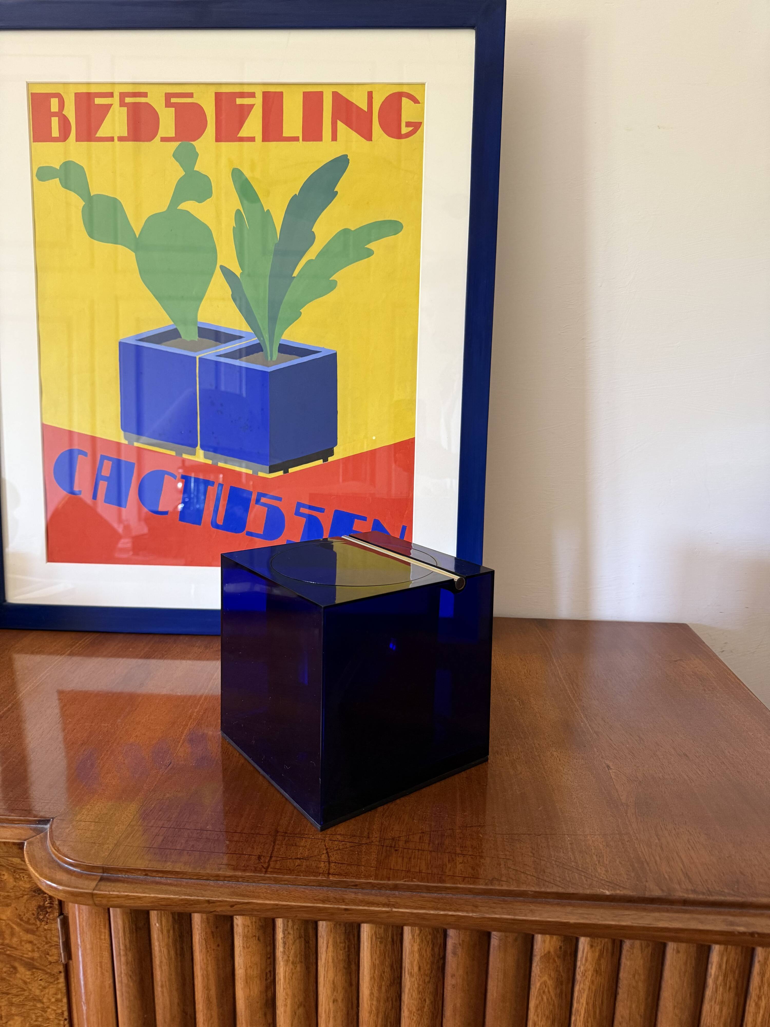 Space age blue plastic Ice Bucket, Studio Opi, Cini & Nils Italy, ca. 1970s