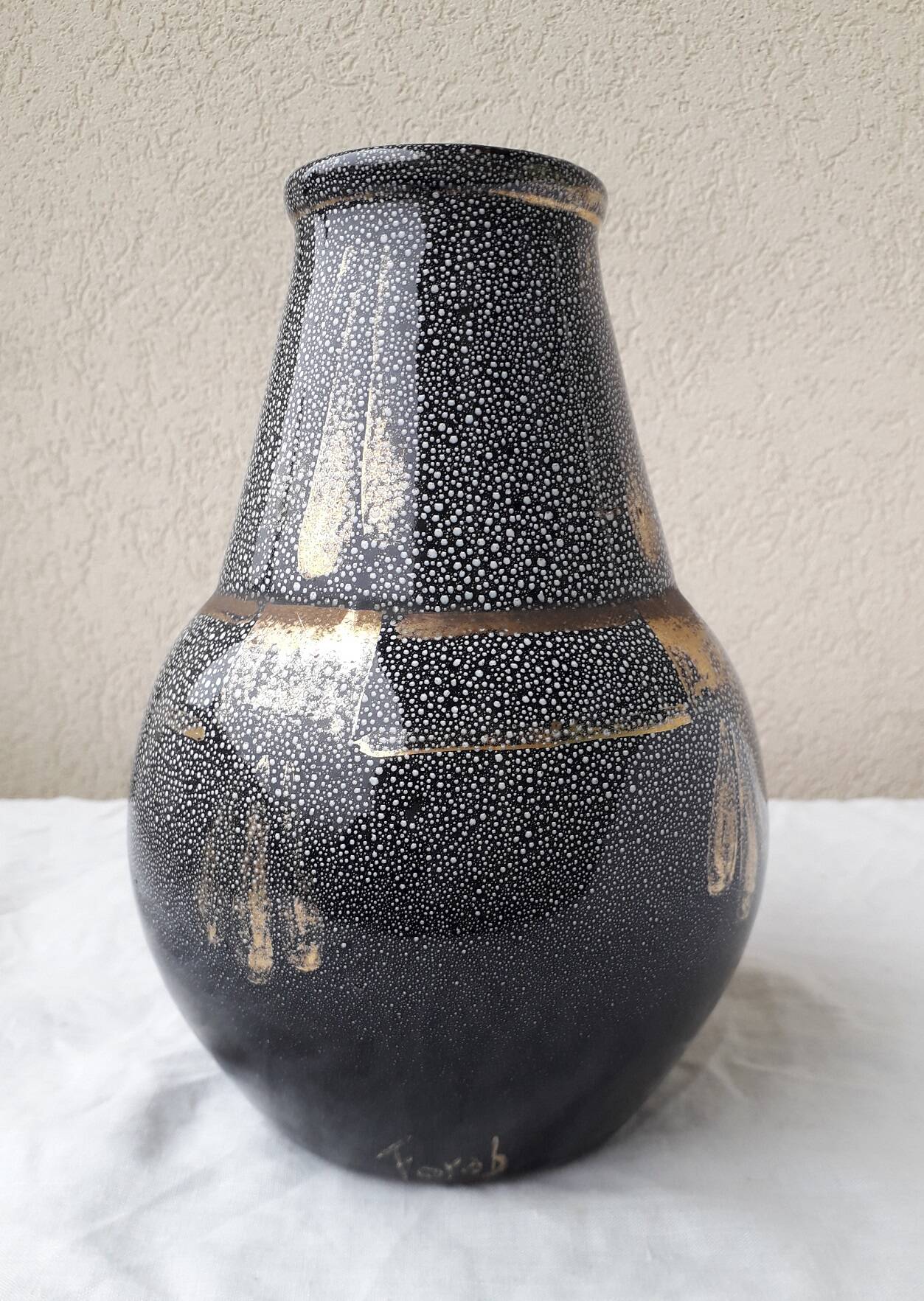 Black ceramic vase Forah