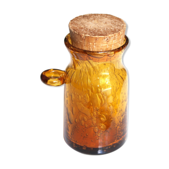 Bocal en verre soufflé ambré de Biot, années 70