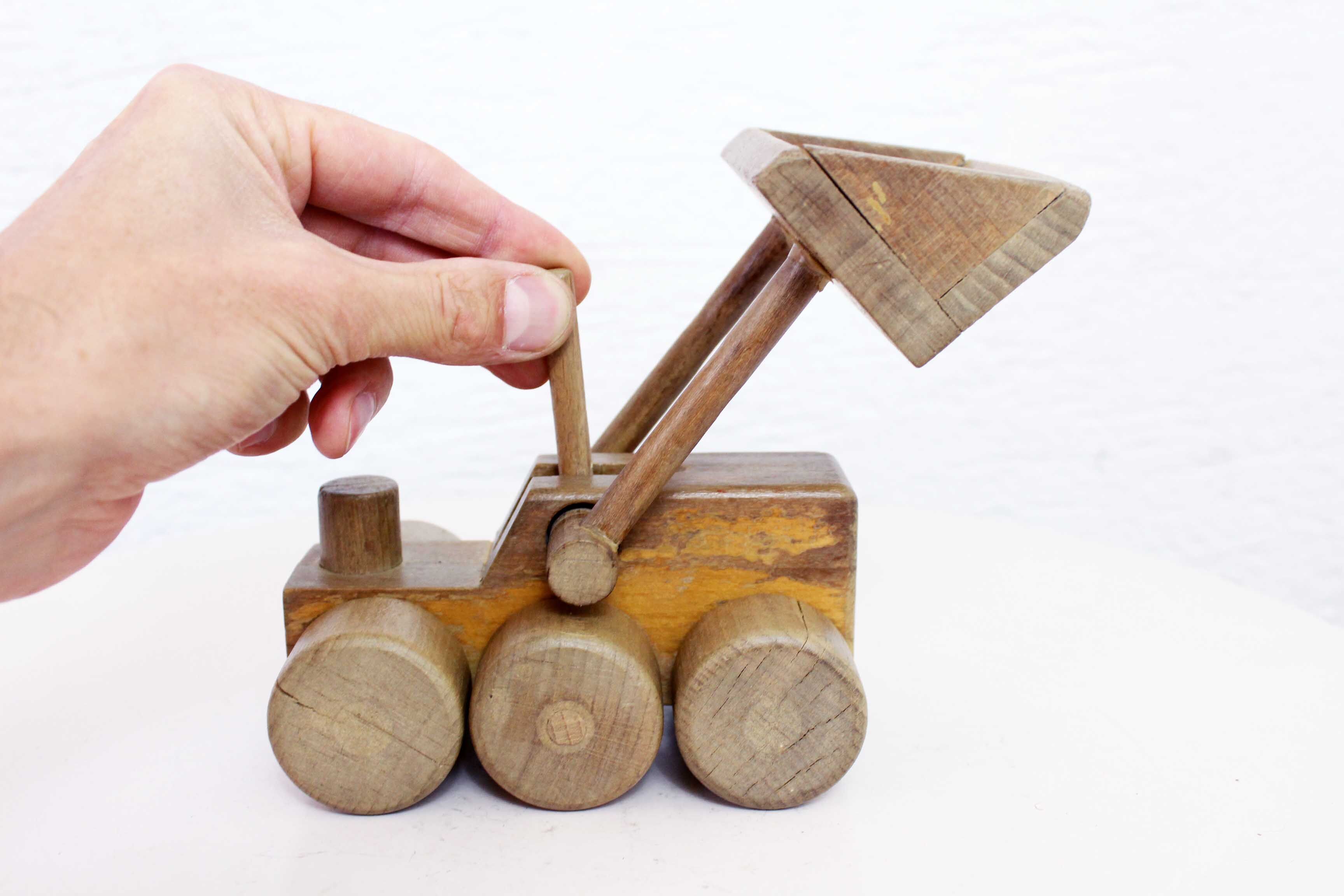 Authentic old wooden toy "Spielgut"