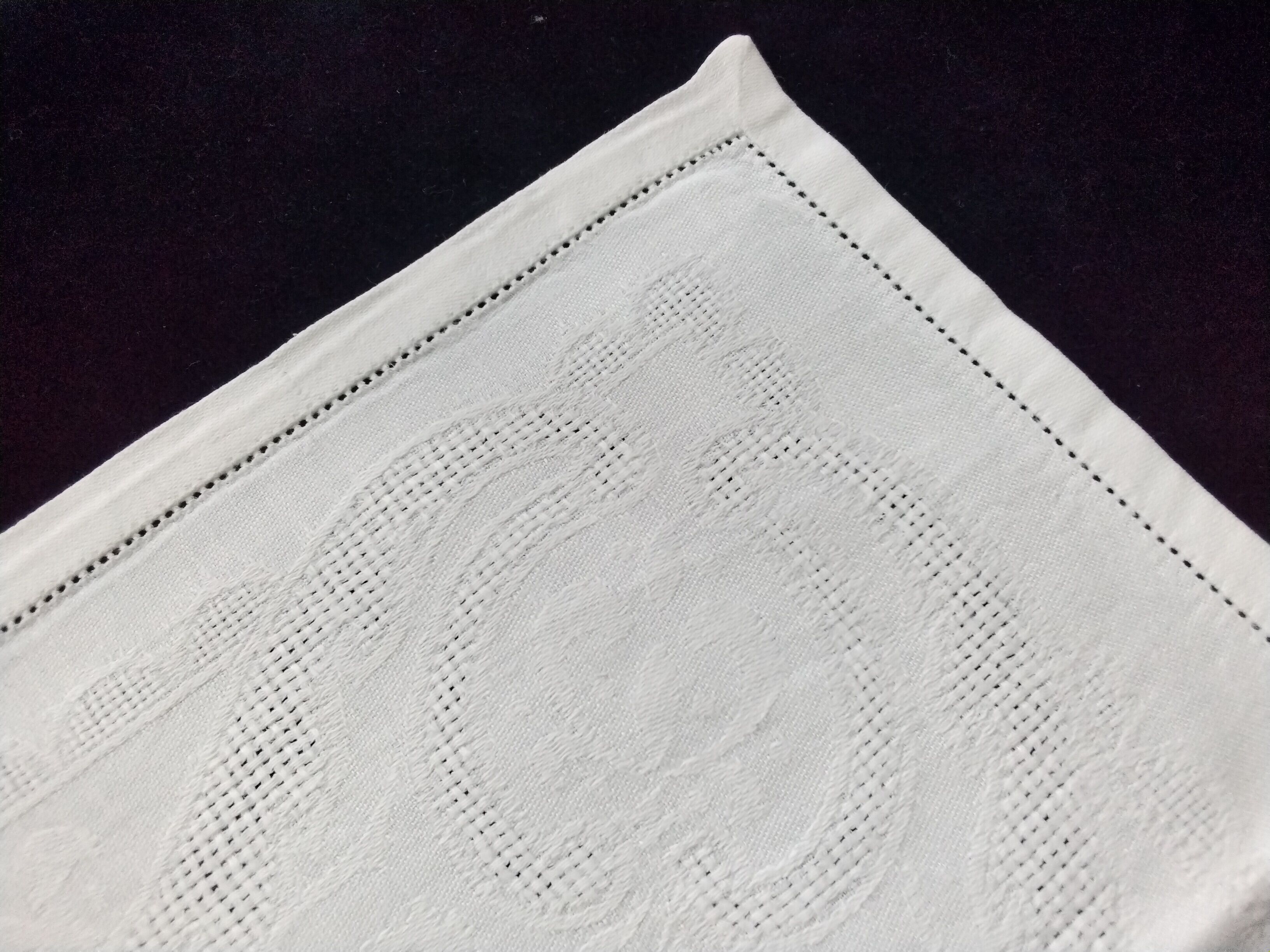 Set of 6 old white damask cotton napkins 53 x 53 cm