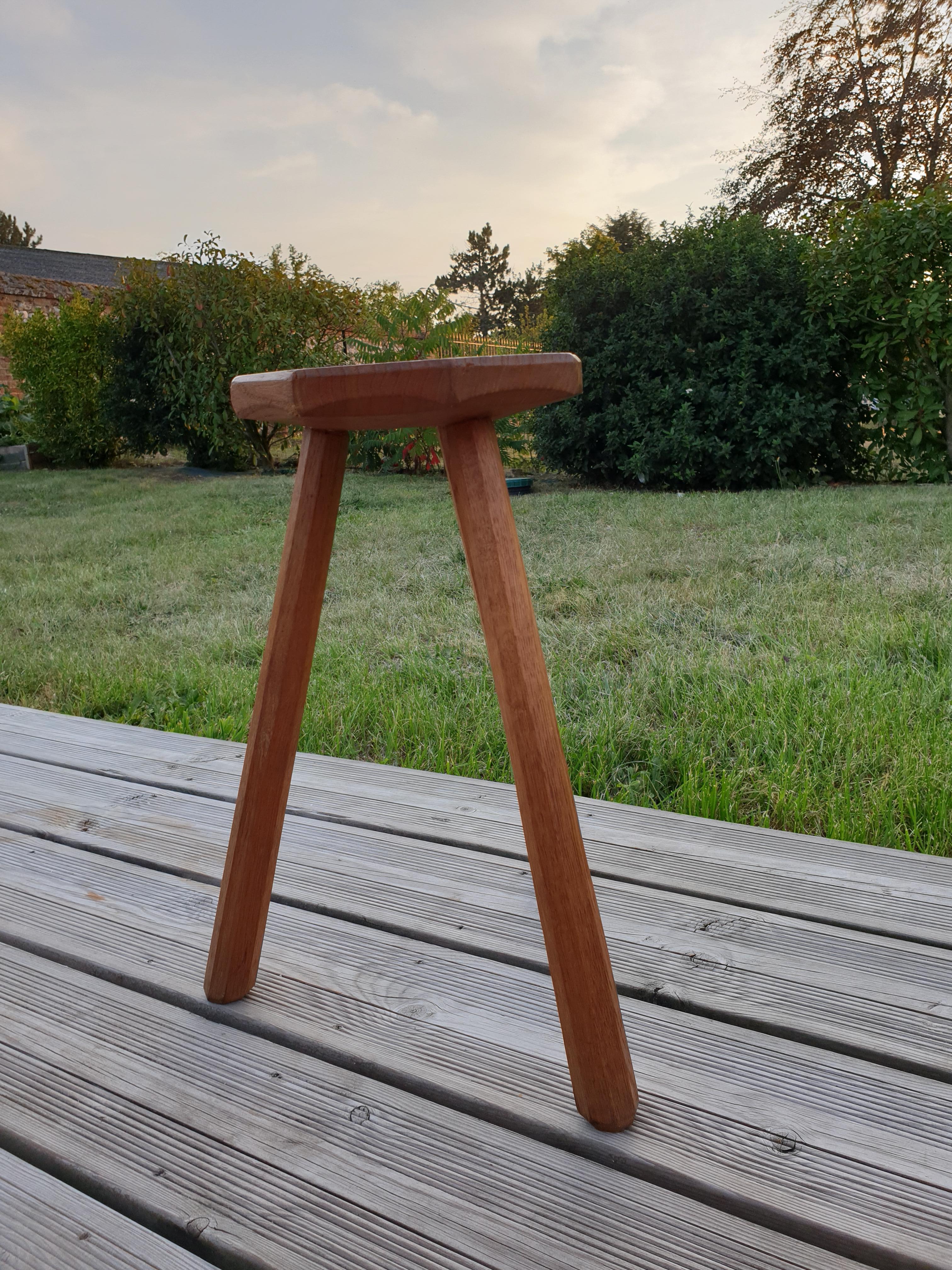 Tripod milking tabouret