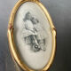 Art nouveau cadre ovale en bois doré dimensions 19 cm x 11,5 cm verre convexe
