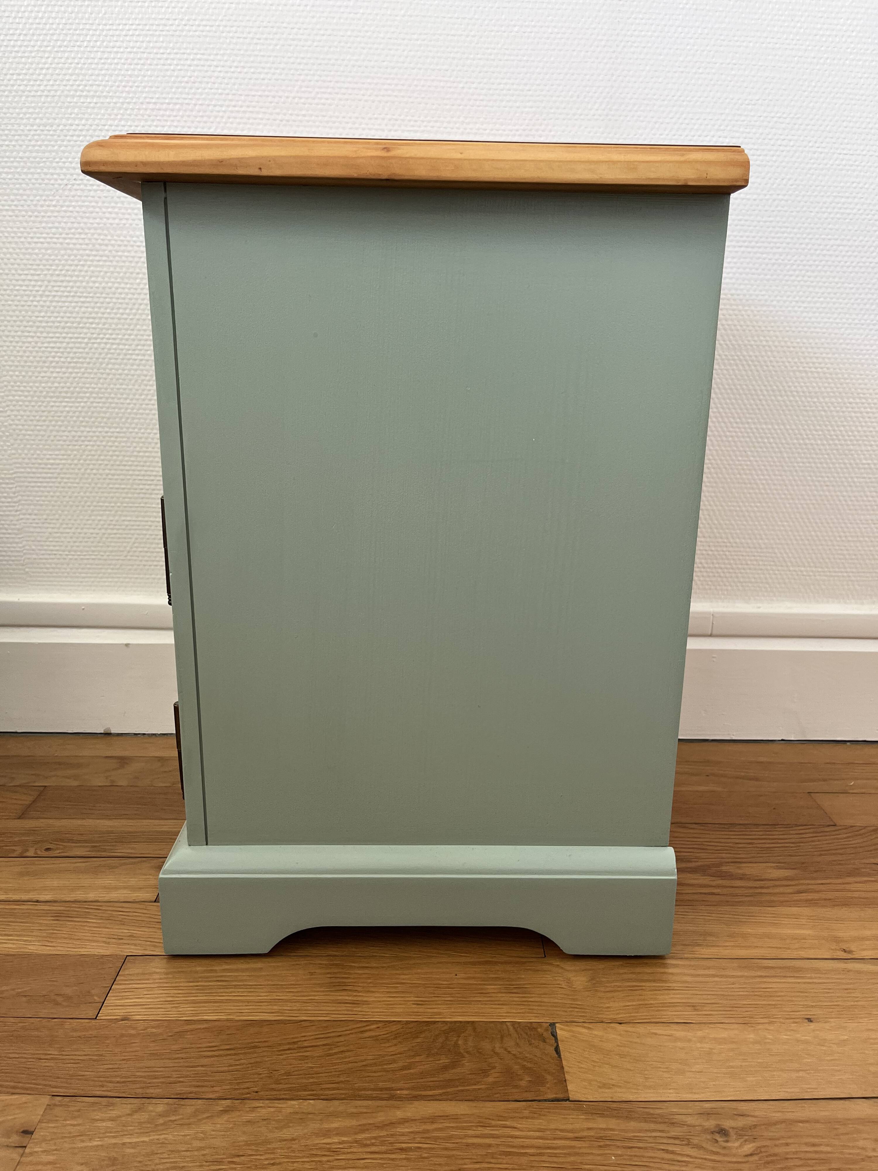 Bedside table, sage green – natural wood top