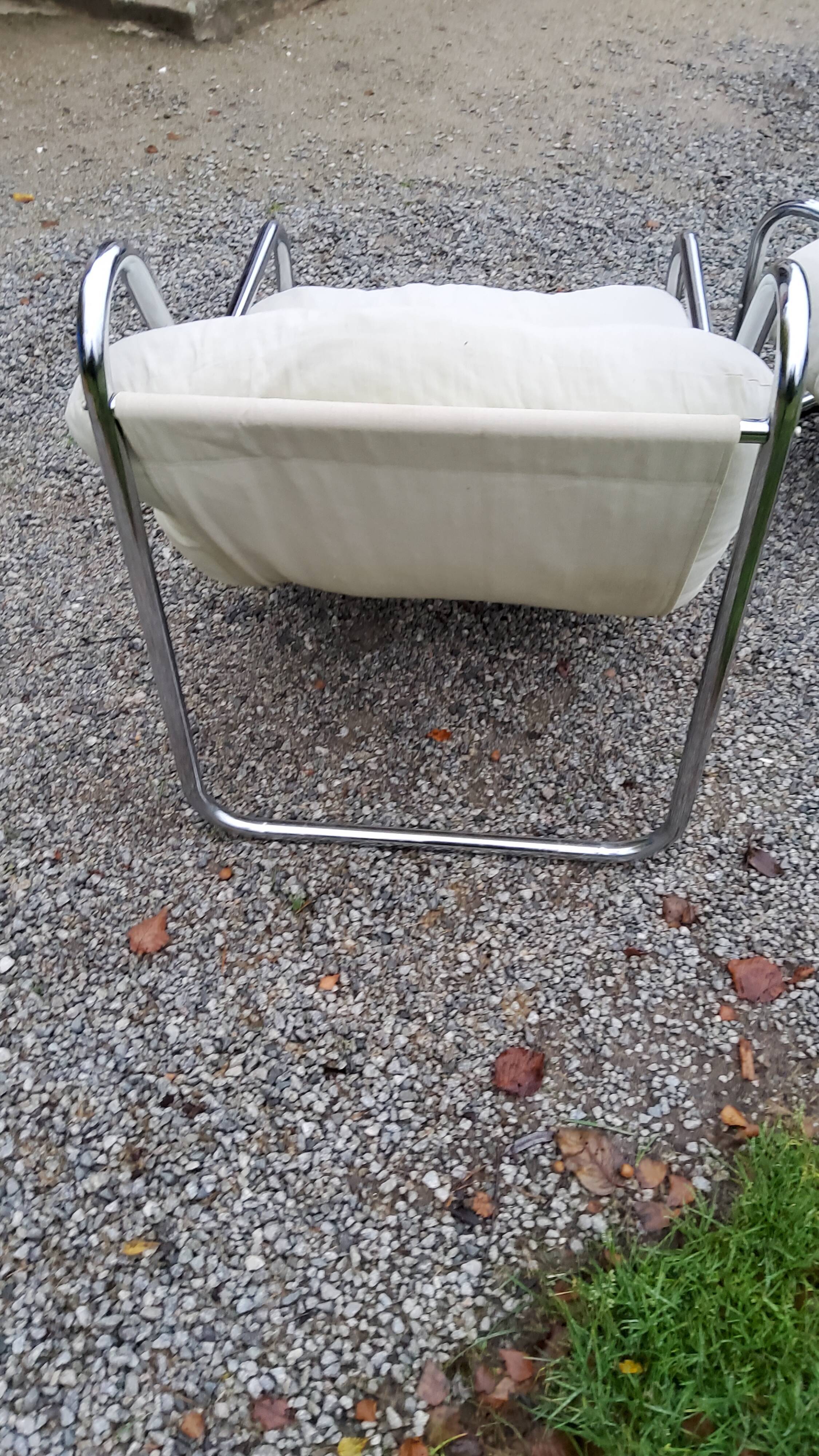 Pair of armchairs from the 70s chrome tubes and cotton canvas