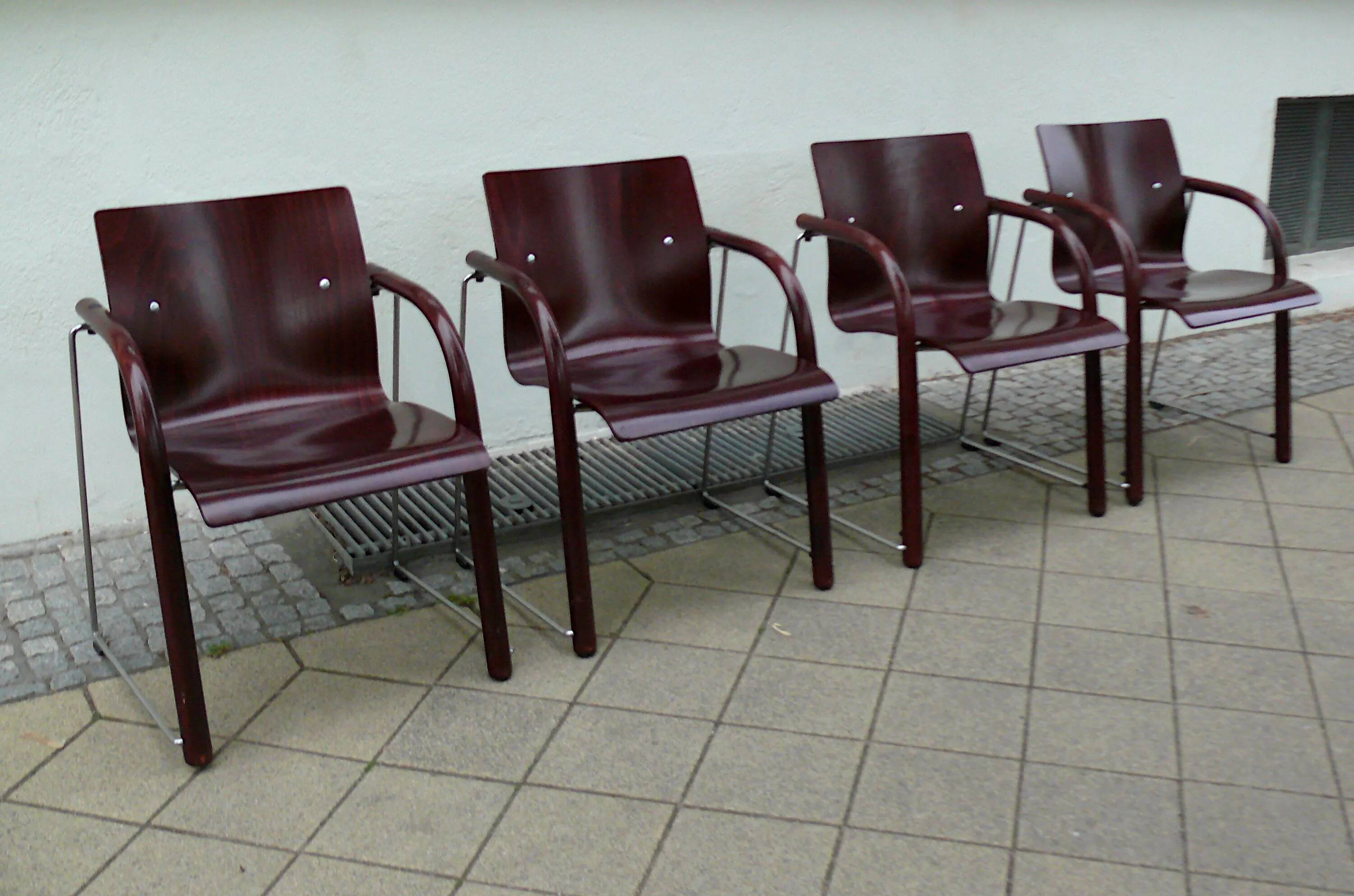 Set of 4 Thonet S 320 stackable chairs, 1980s