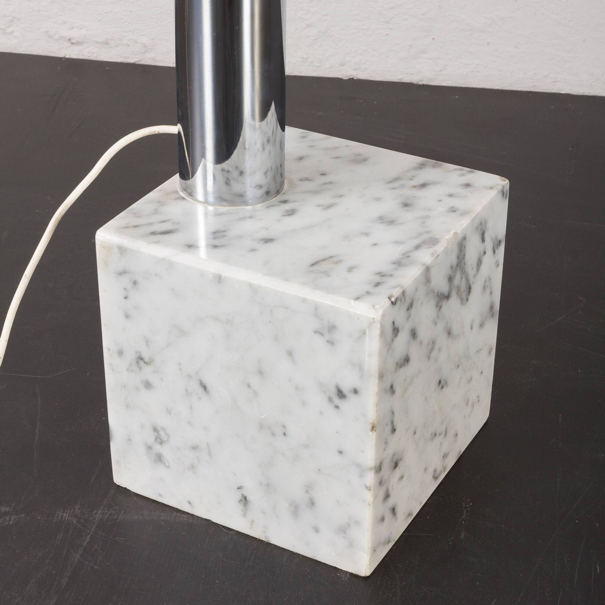 Goffredo Reggiani Swivelling Floor Lamp with Carrara marble base, Italy