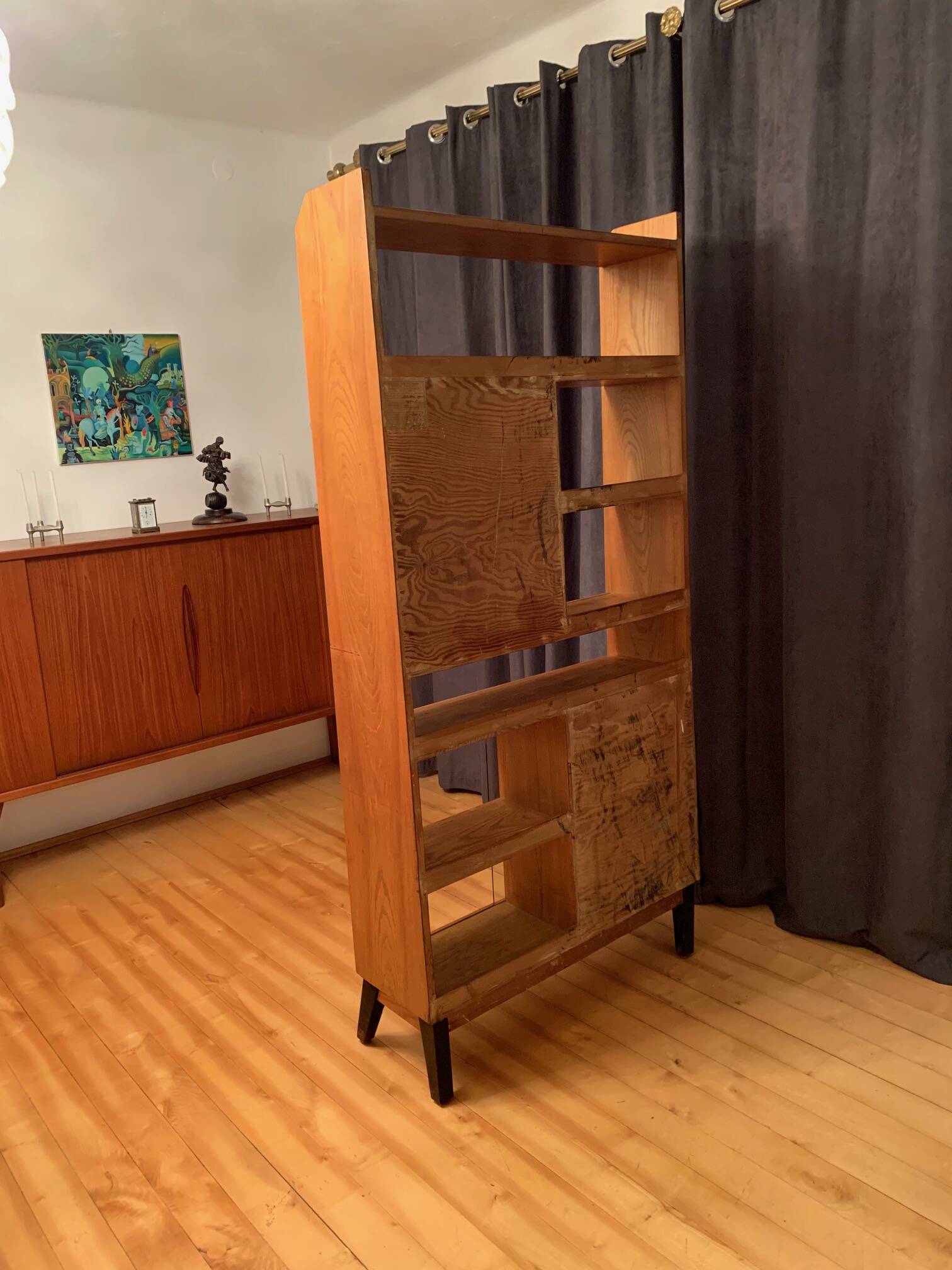 A unique bookcase-library designed by Mieczysław Puchała, Stołeczne Zakłady Drzewne Przemysłu Tereno