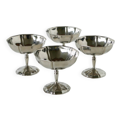 Ensemble de 4 coupes en inox travaillées à pieds fin, 1970 - 8 x 9 cm