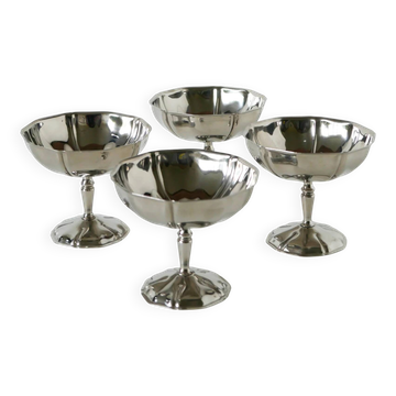 Ensemble de 4 coupes en inox travaillées à pieds fin, 1970 - 8 x 9 cm