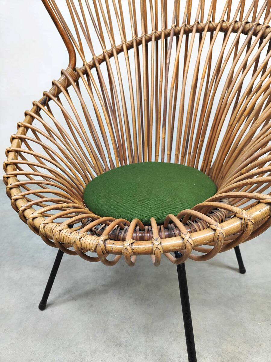 Vintage rattan lounge chair