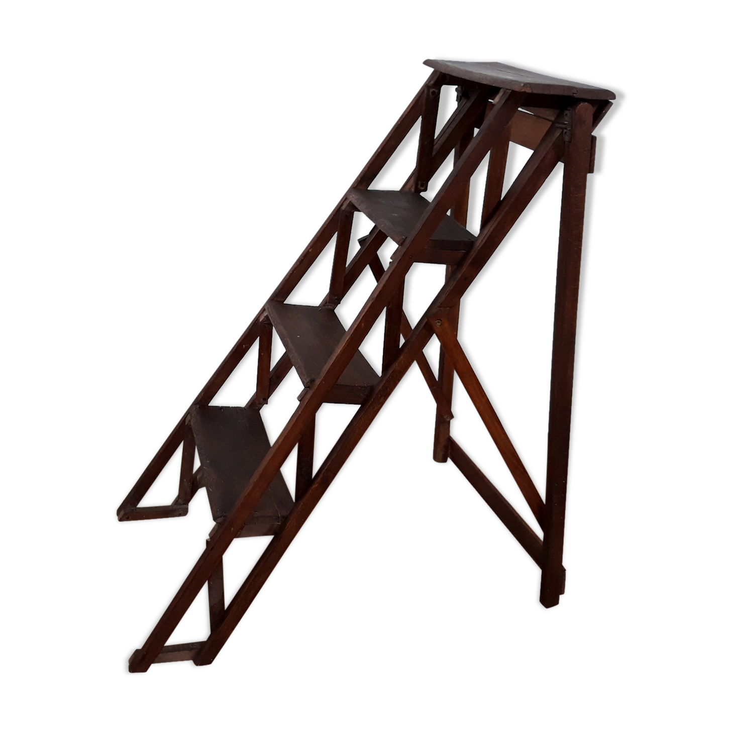 Former painter wooden stepladder