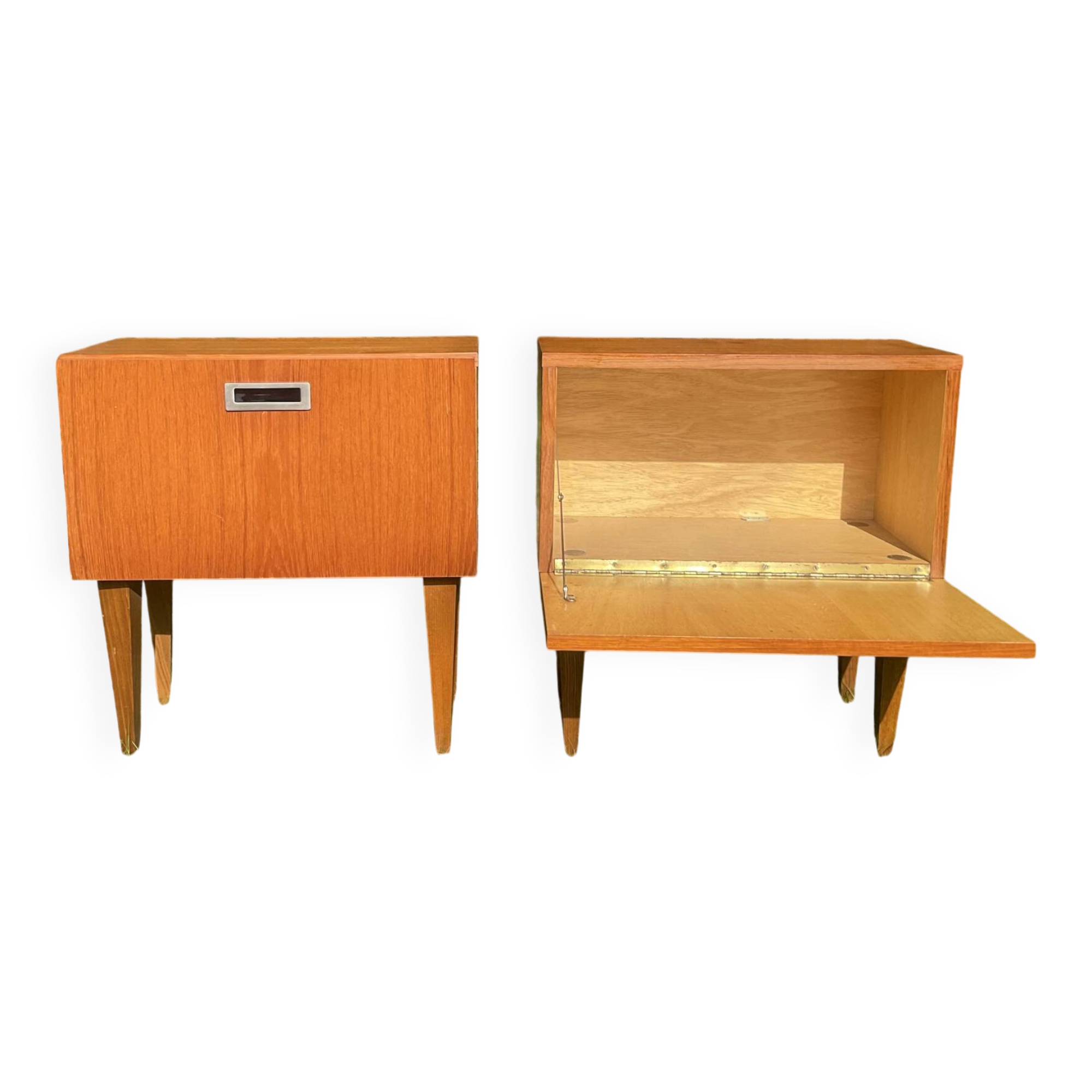 Pair of Scandinavian teak bedside tables from the 60s-70s.