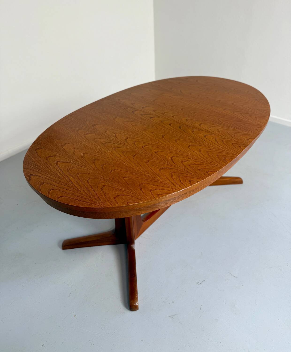 Baumann dining table in rosewood wood, 70s design
