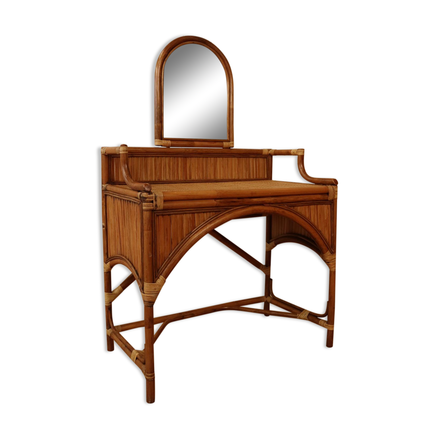 Rattan dressing table