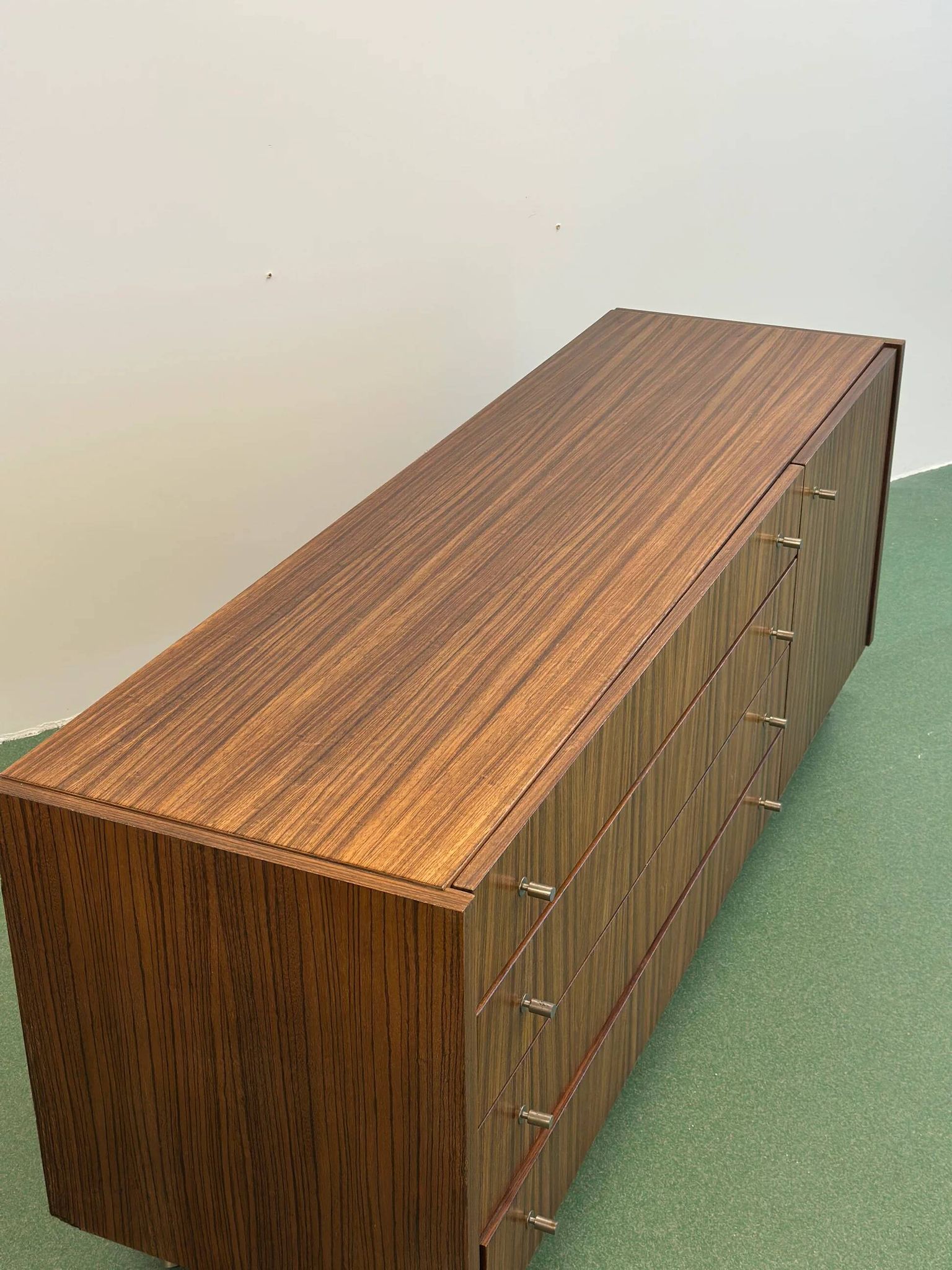 Buffet en palissandre, années 1960