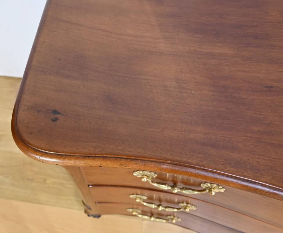 Nantes Commode from Port in Cuban Mahogany – 2nd part of the 18th century