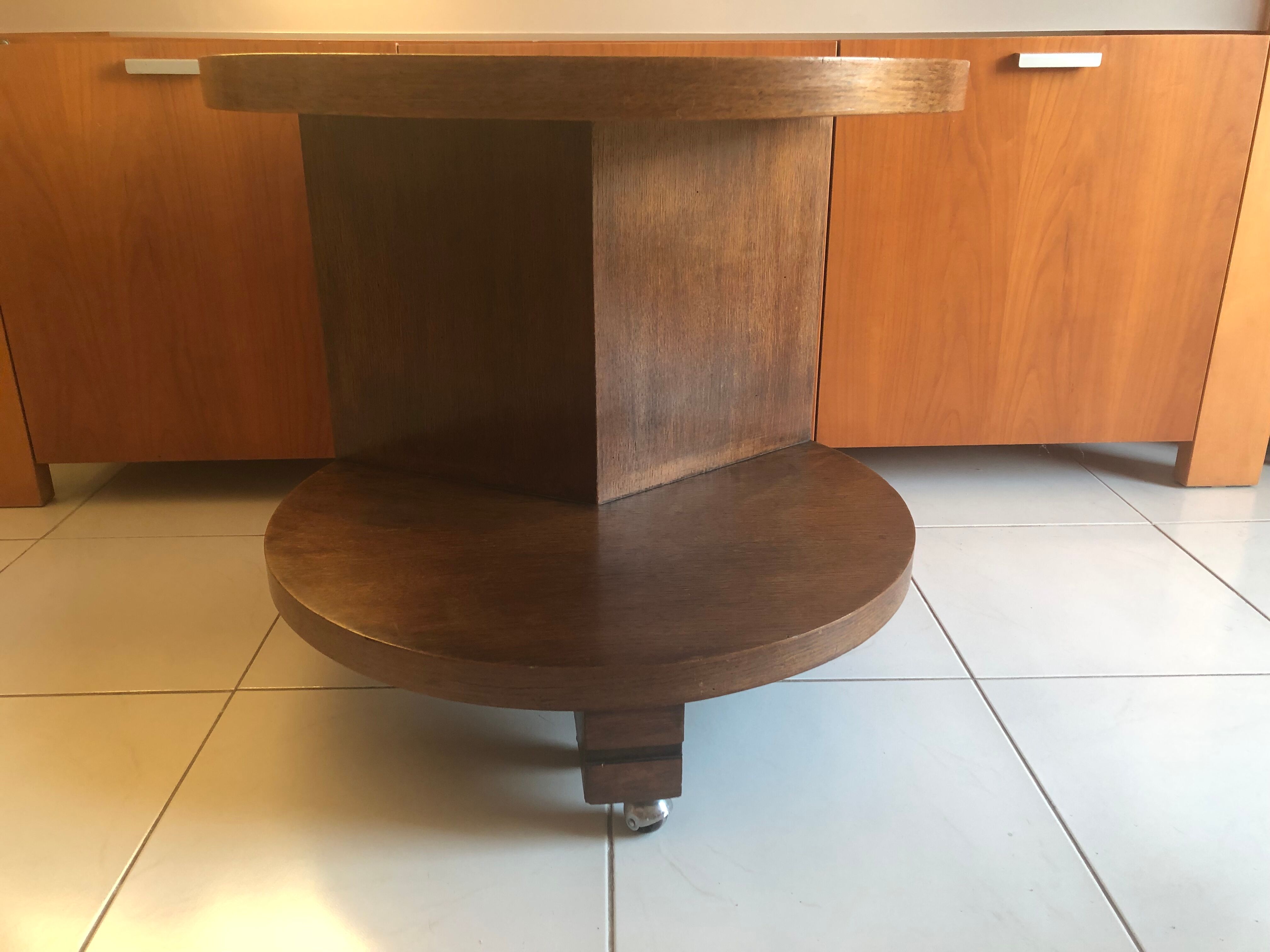 Circular art deco bar