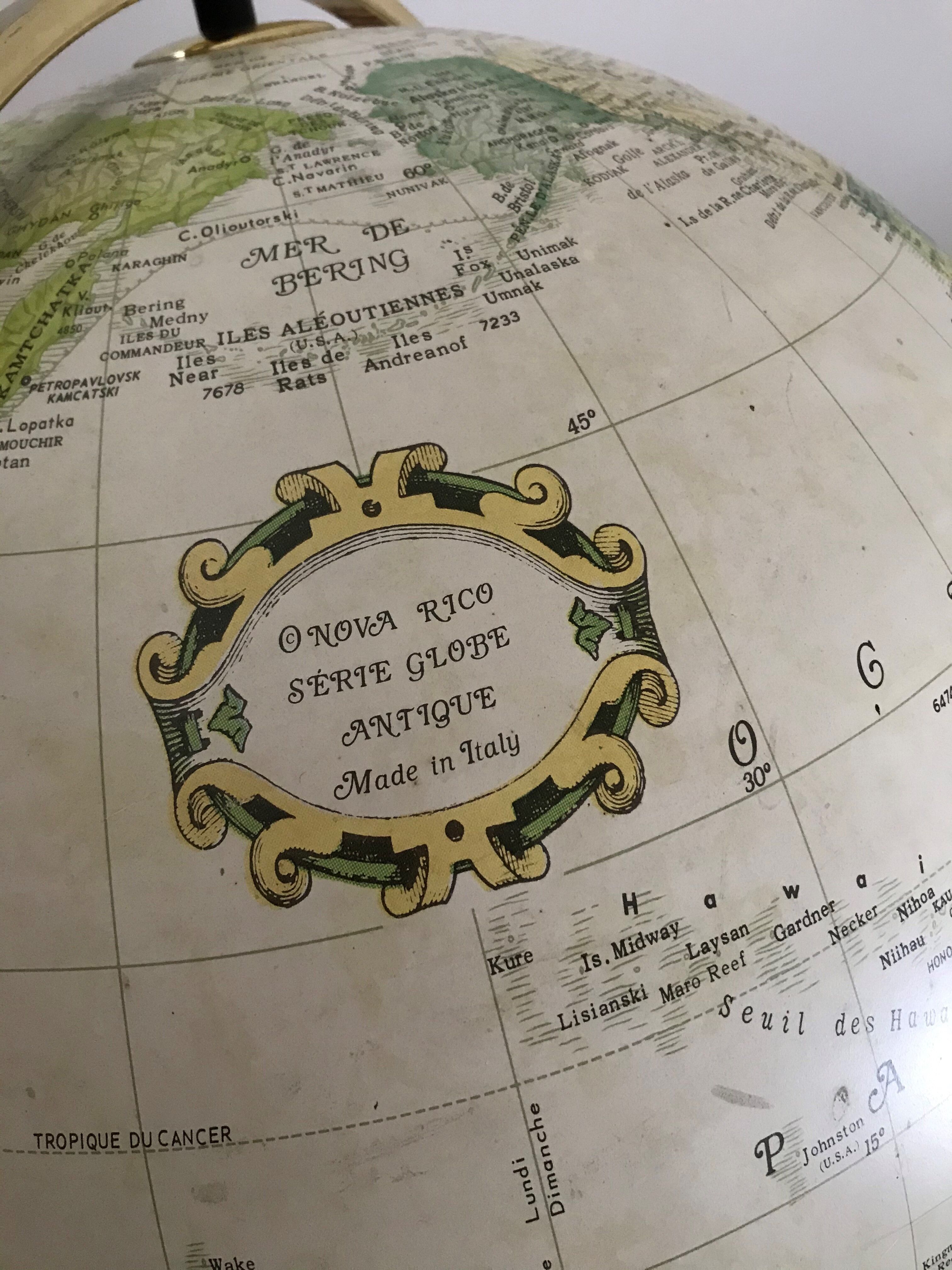 Bright earth globe giant made in Italy