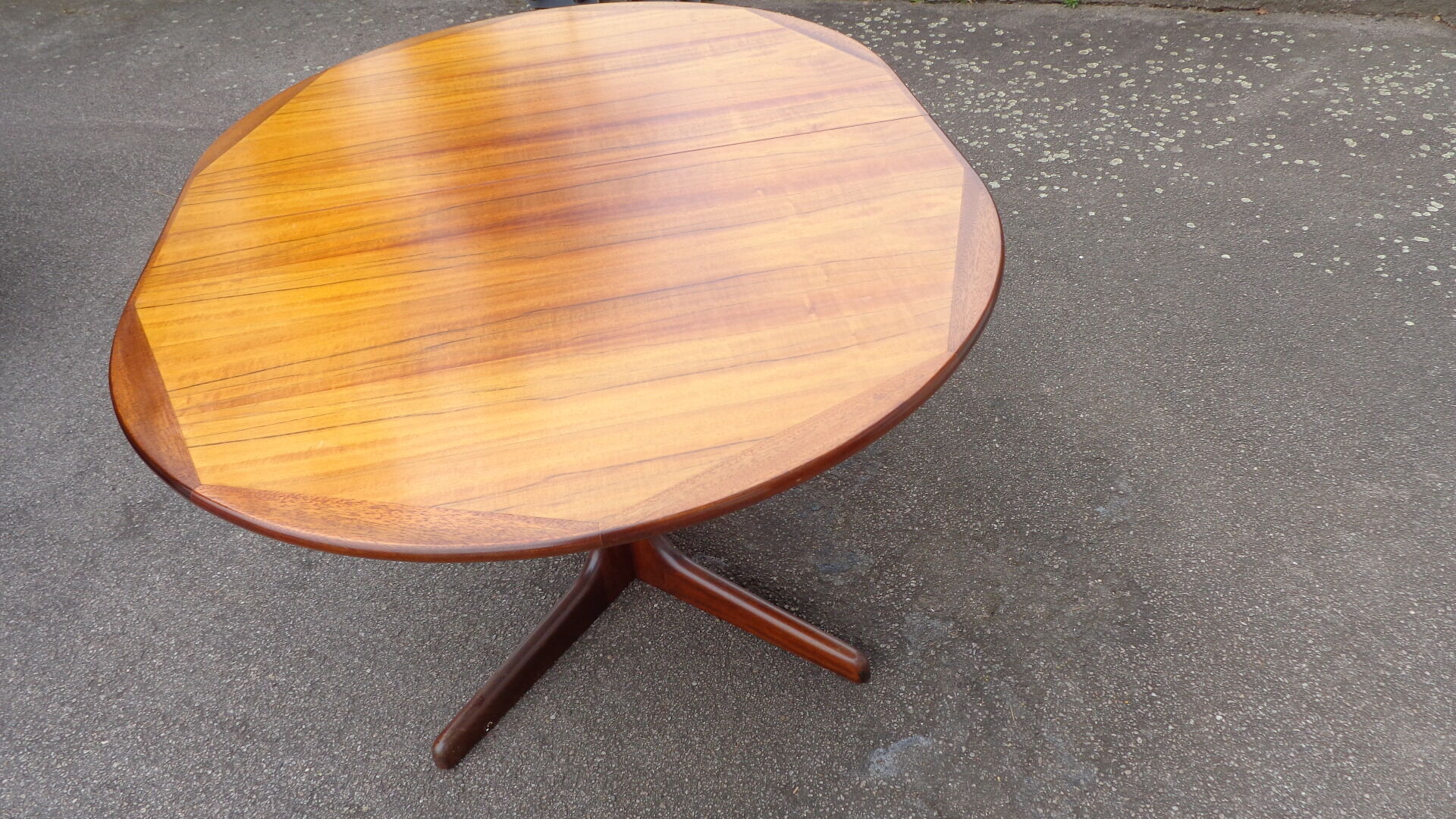 Table Baumann plateau marqueté