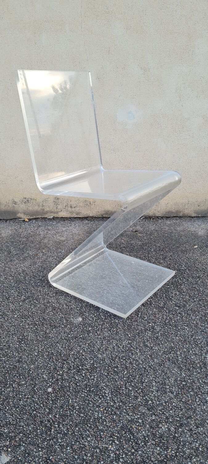 Plexiglas chair zigzag 1970