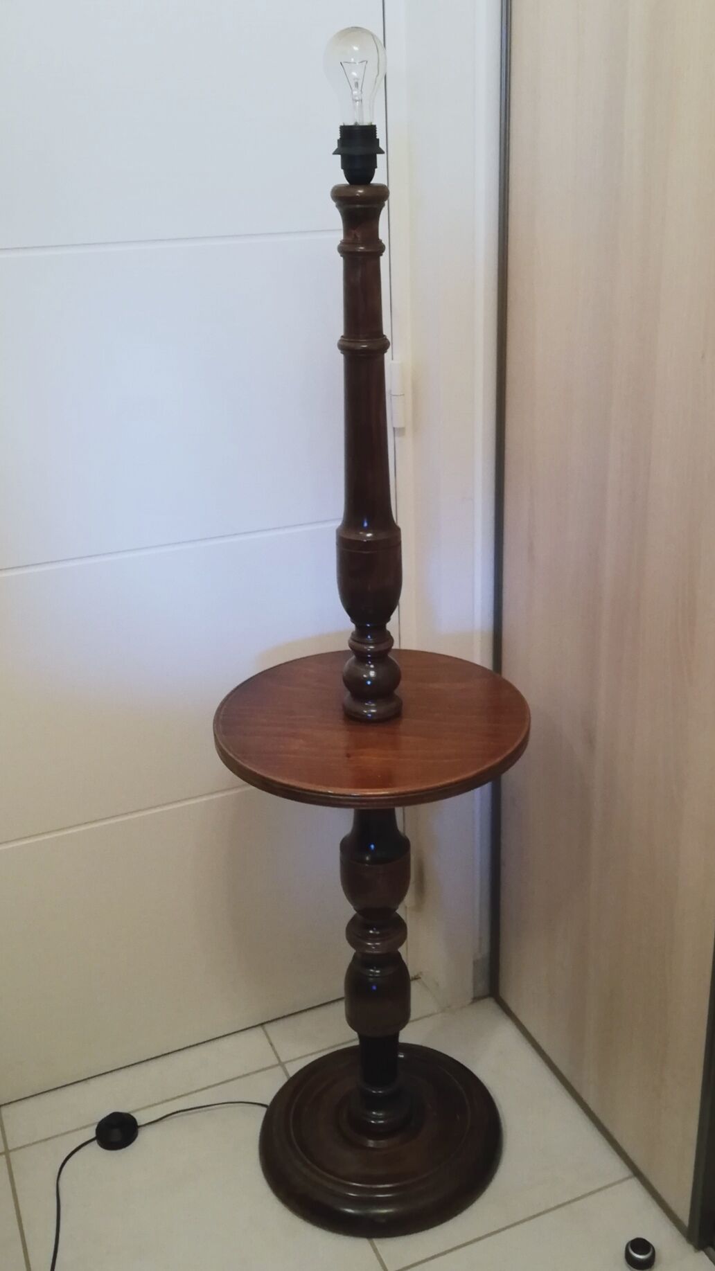 50s oak lamp lamp with hand-painted silk tablet and lampshade