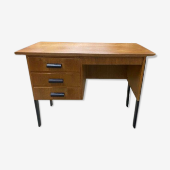 Scandinavian children's desk