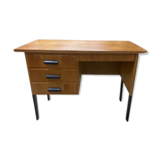 Scandinavian children's desk