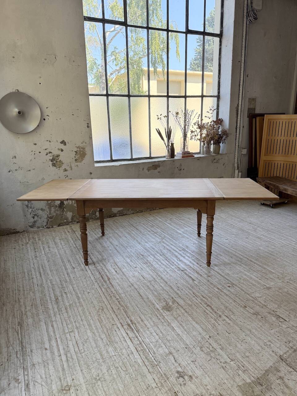 Table de ferme noyer à rallonges 150-250cm