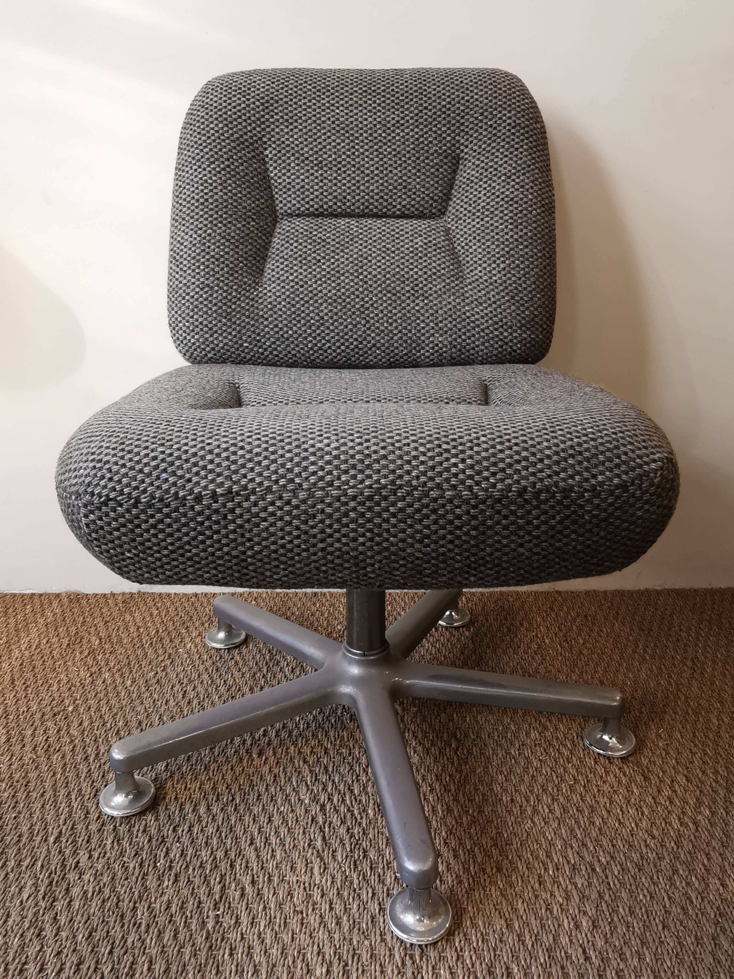 Pair of vintage office chairs heather grey by EUROSIT