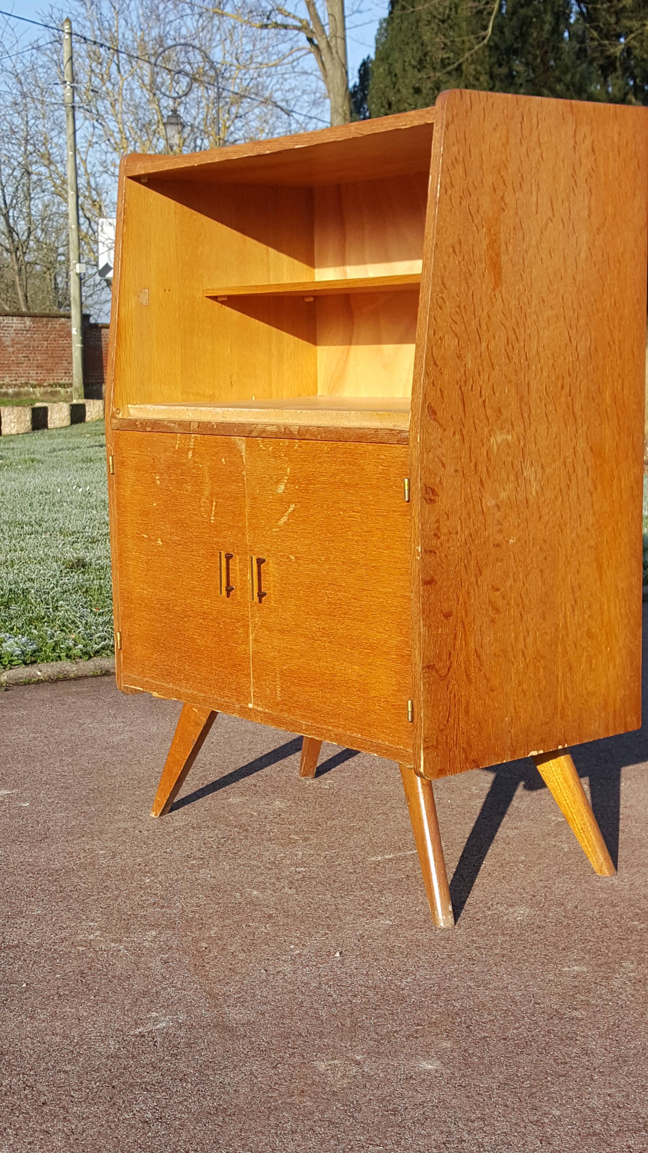 Showcase ileron storage furniture 1950 light wood