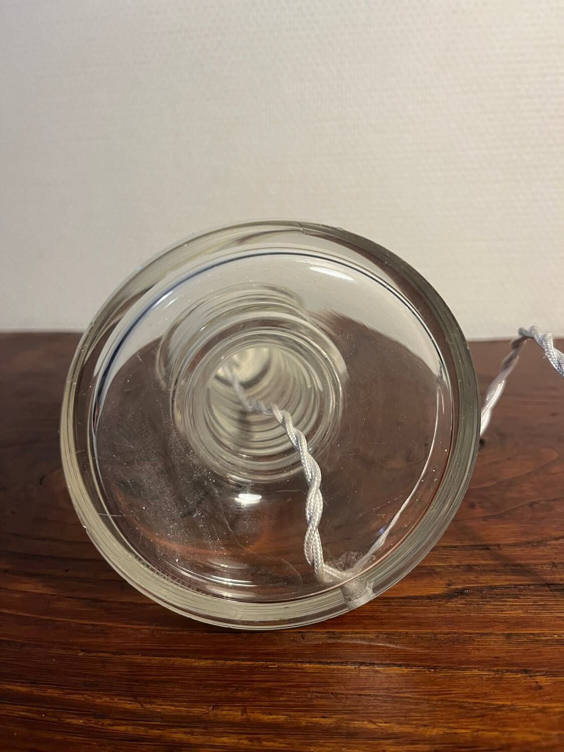 Clear glass lamp bulb