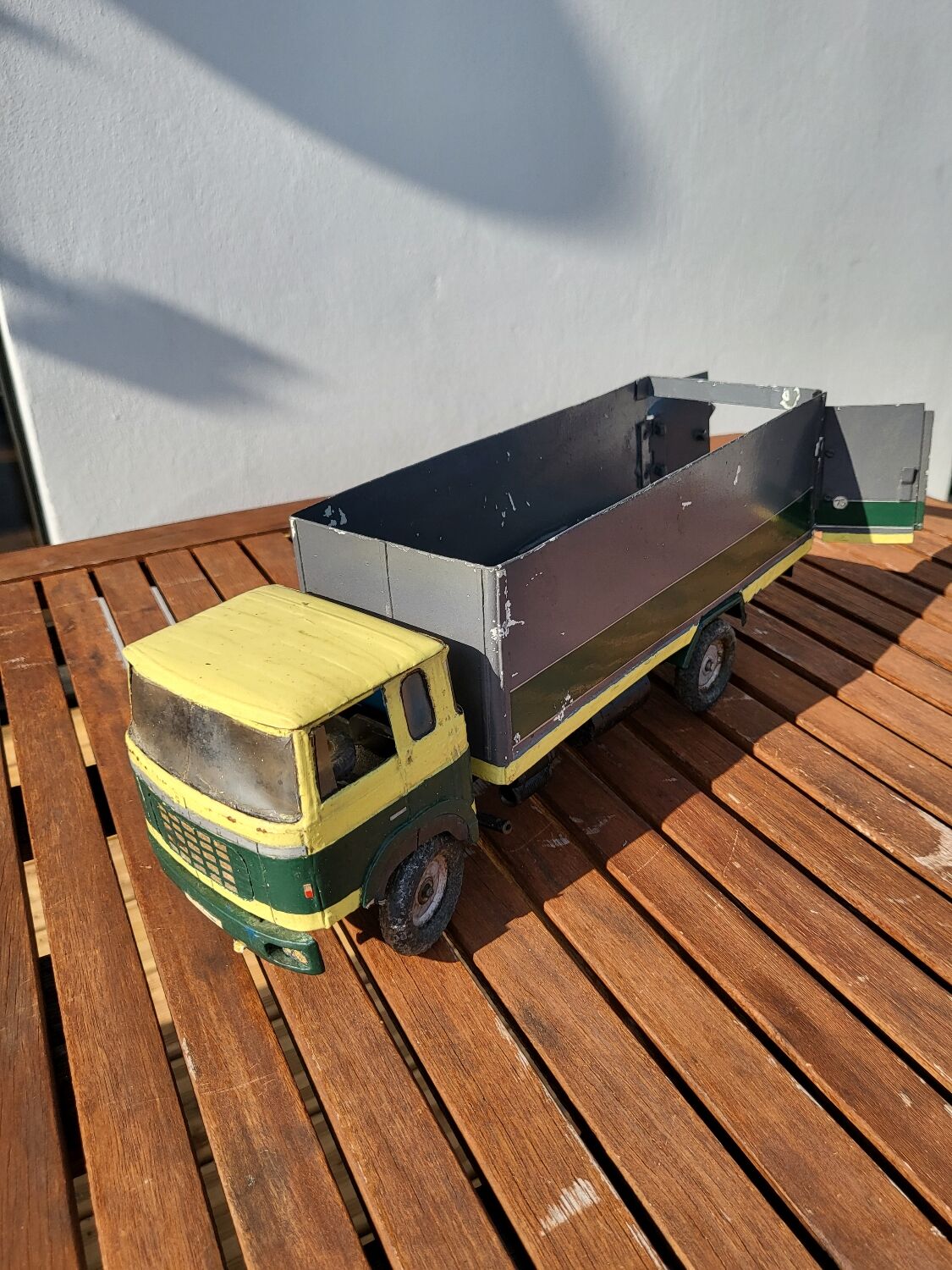 Jouet Ancien – Petit Camion En Tôle, Circa 1950, Bon état Général